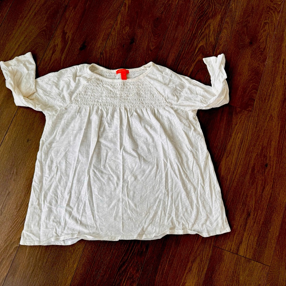 Smocked bright white Joe Fresh aline sleeve cotton tshirt